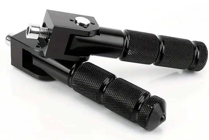Cales-pieds rabattables en aluminium