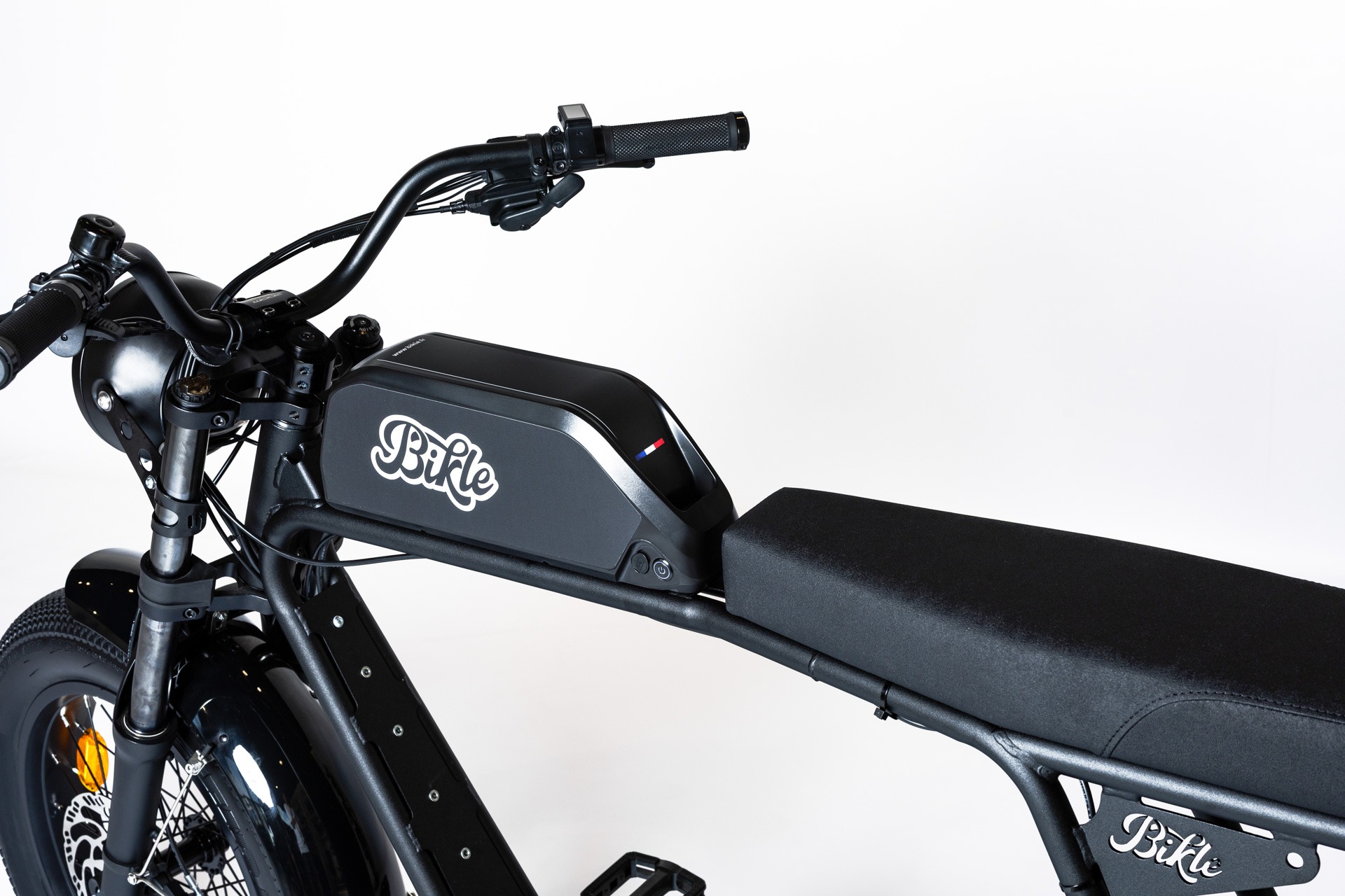 Modèle R+